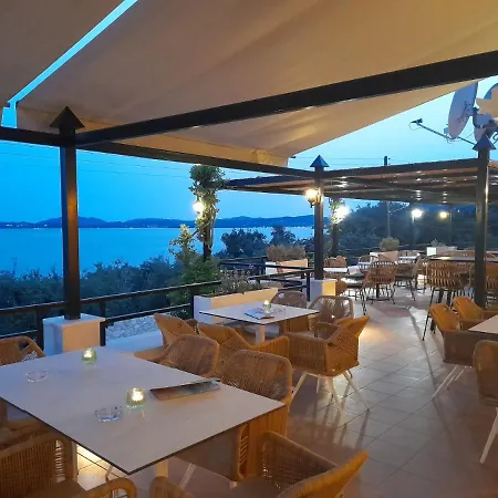 Nissaki Sea View Apartman *